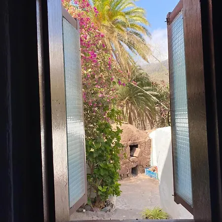 4br Heaven Close To Nature And Ocean In Quiet Setting